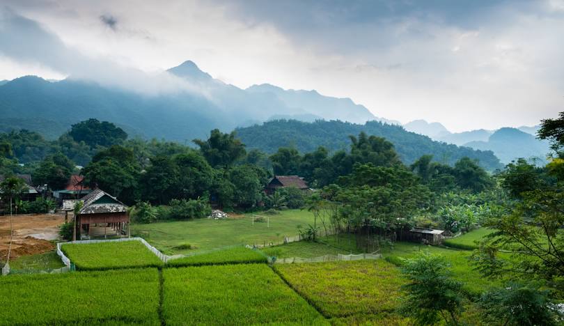 Bicycle Tour Northern Vietnam Hanoi, Mai Chau, Ninh Binh 3 Days